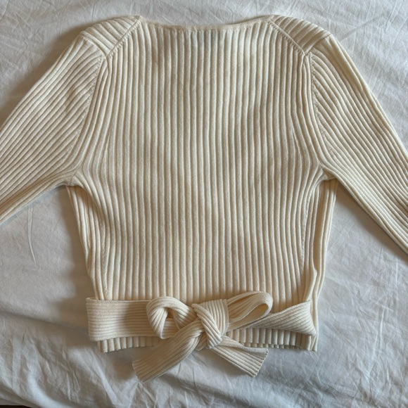 Merino Wool Babaton Wrap Top - Picture 6 of 6